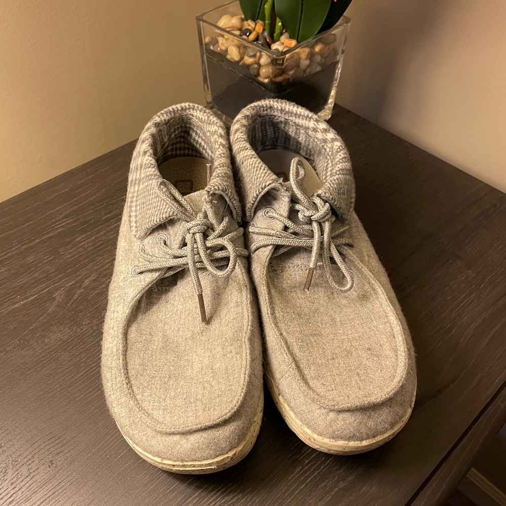 Casual Shoes